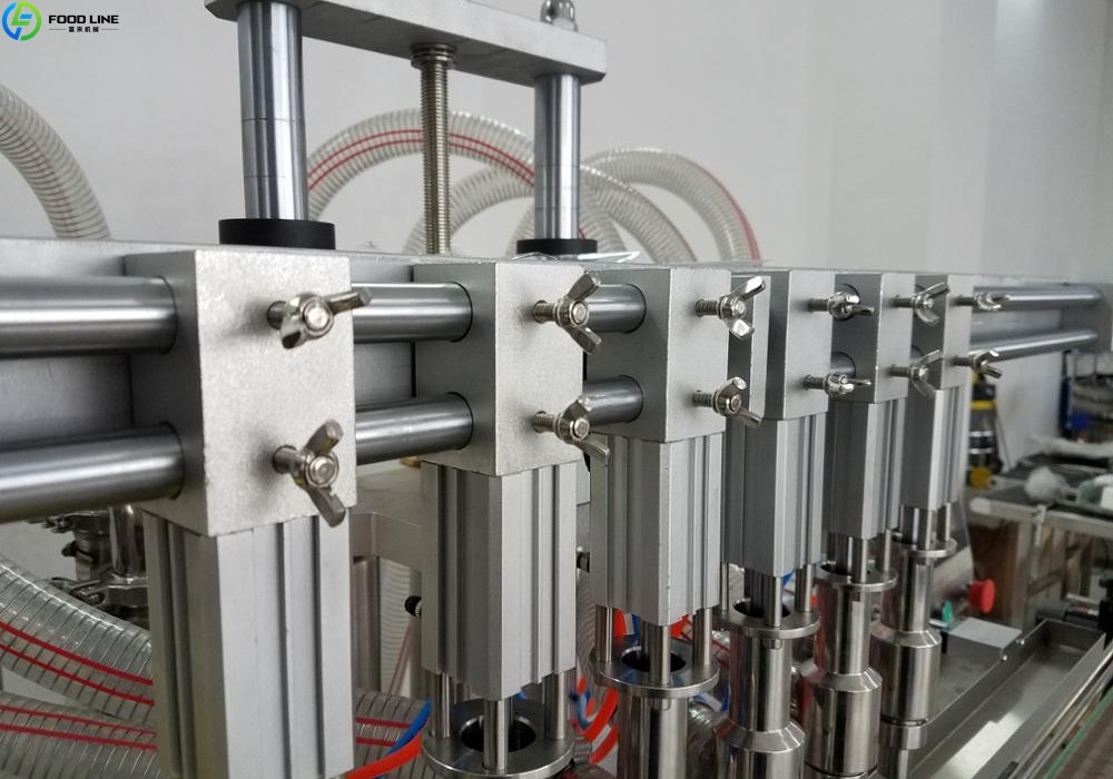 filling capping machine detail