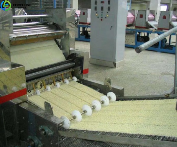 instant noodle production line detail