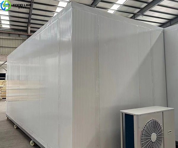 portable refrigerated storage containers