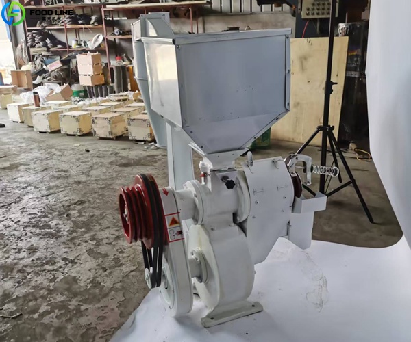 peeling equipment for cocoa