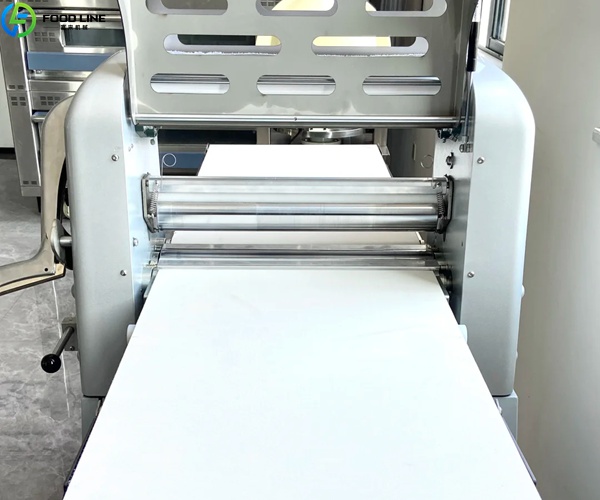puff pastry machine detail