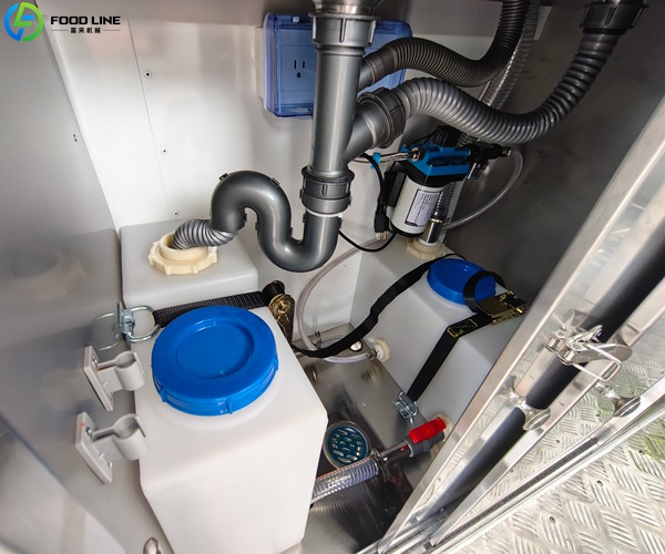 food trailer water tank system