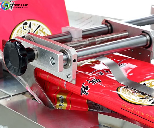 automatic packing device detail