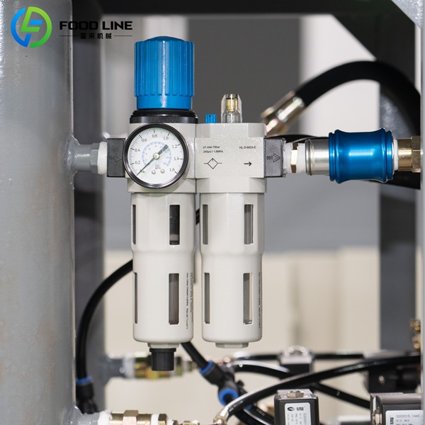 bottle forming machine detail